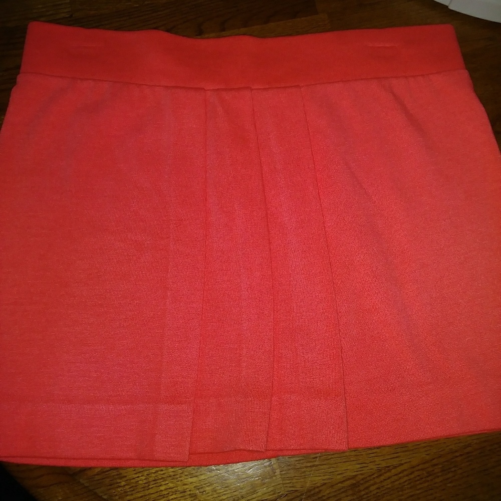 J crew pleated skirt